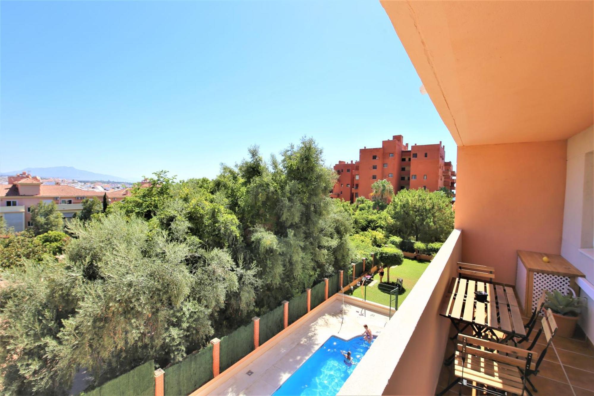 Estepona Town Apartment Carmen מראה חיצוני תמונה