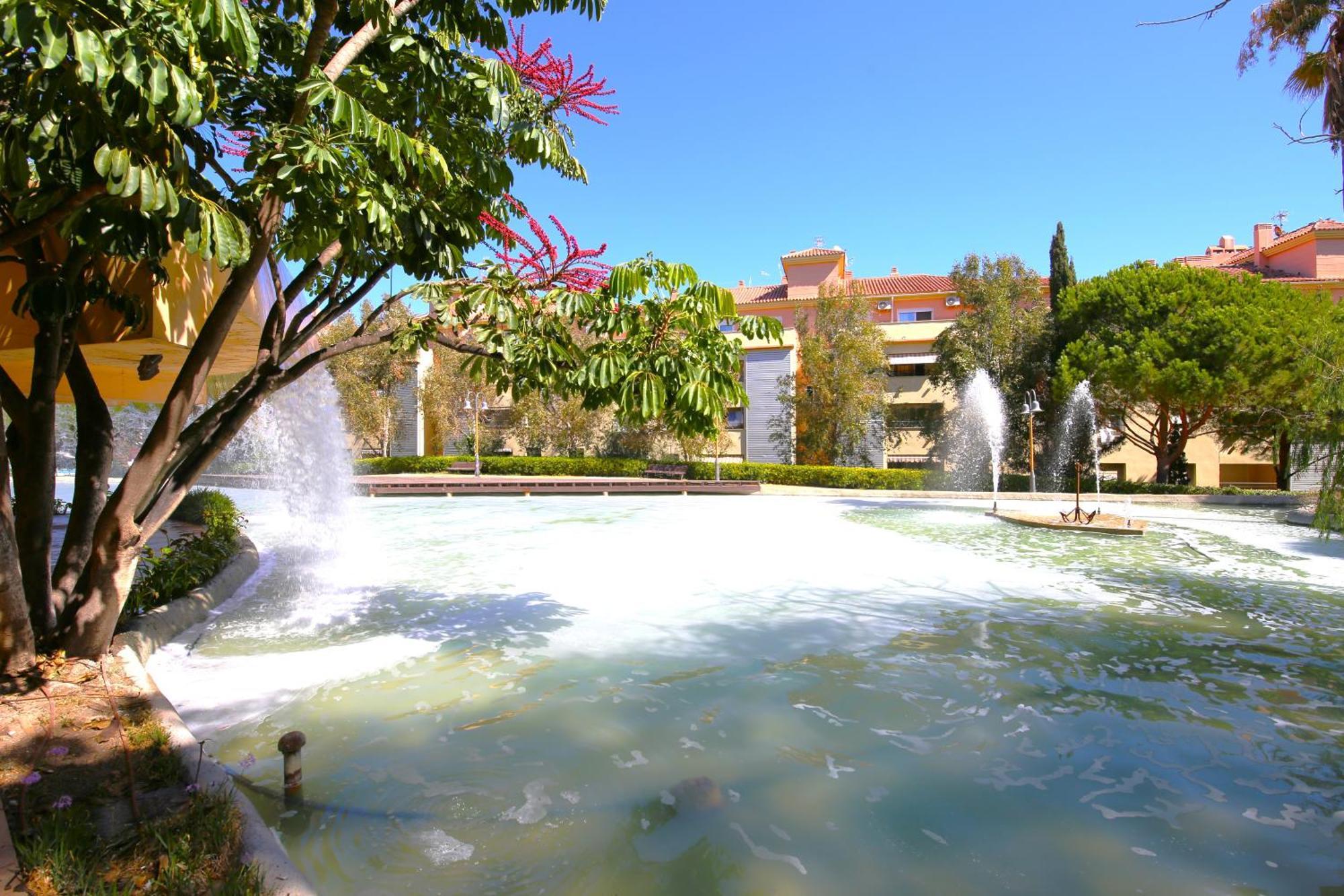 Estepona Town Apartment Carmen מראה חיצוני תמונה