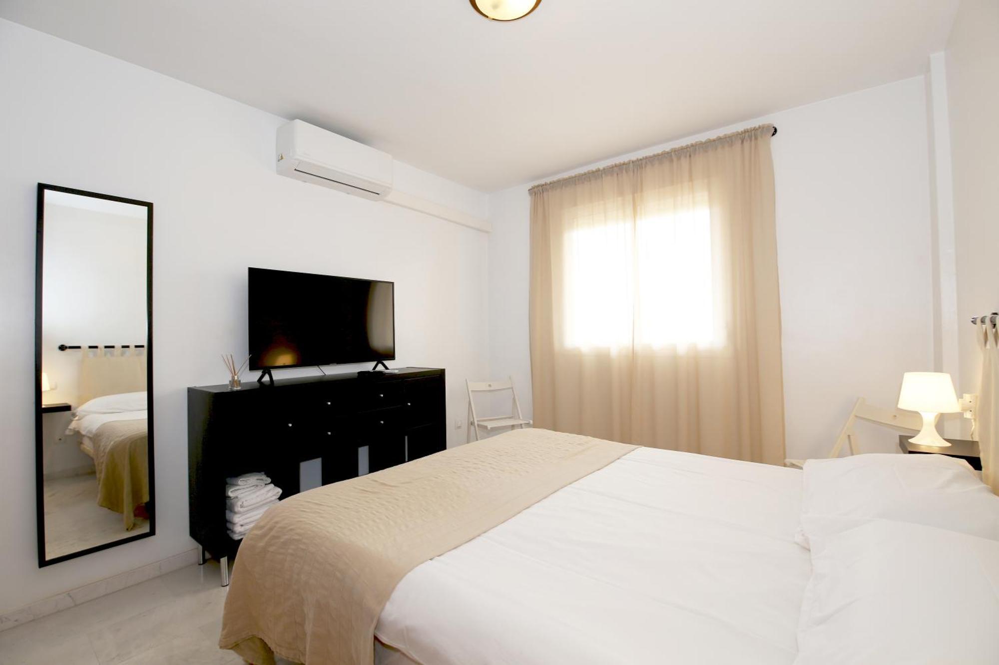 Estepona Town Apartment Carmen מראה חיצוני תמונה